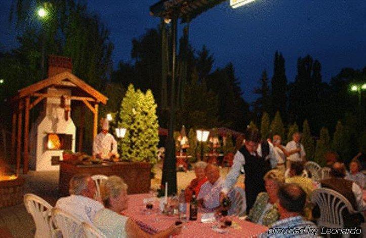 Hotel Nagyerdo 데브레첸 레스토랑 사진
