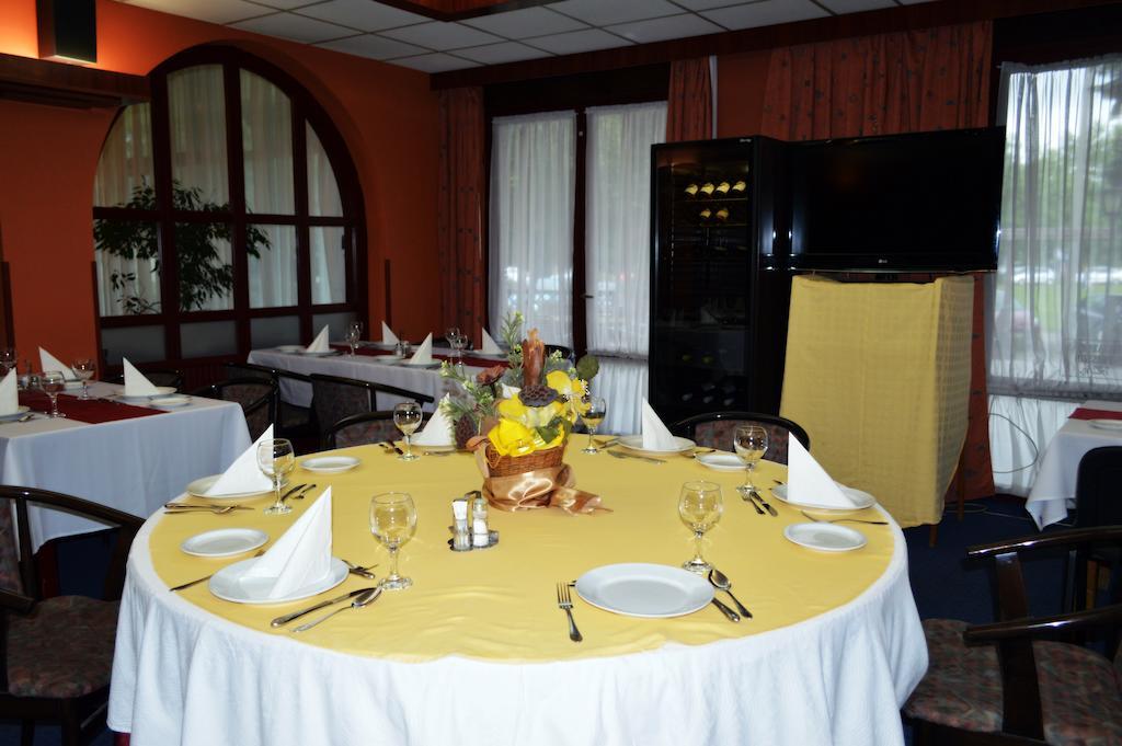 Hotel Nagyerdo 데브레첸 외부 사진