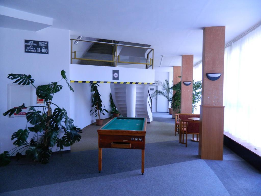 Hotel Nagyerdo 데브레첸 외부 사진